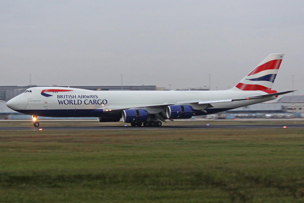 British Airways World Cargo Boeing 747-87UF(SCD) G-GSSD bei der Erstlandung in Kln am 17.11.2011