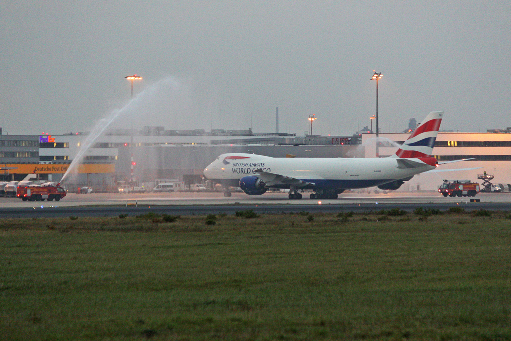 British Airways World Cargo Boeing 747-87UF(SCD) G-GSSD bei der Erstlandung in Kln am 17.11.2011