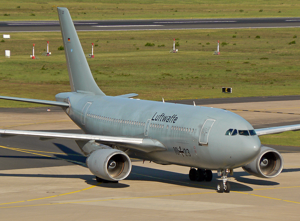 Luftwaffe Airbus A310-304(ET) 10+23 in CGN am 03.06.2010