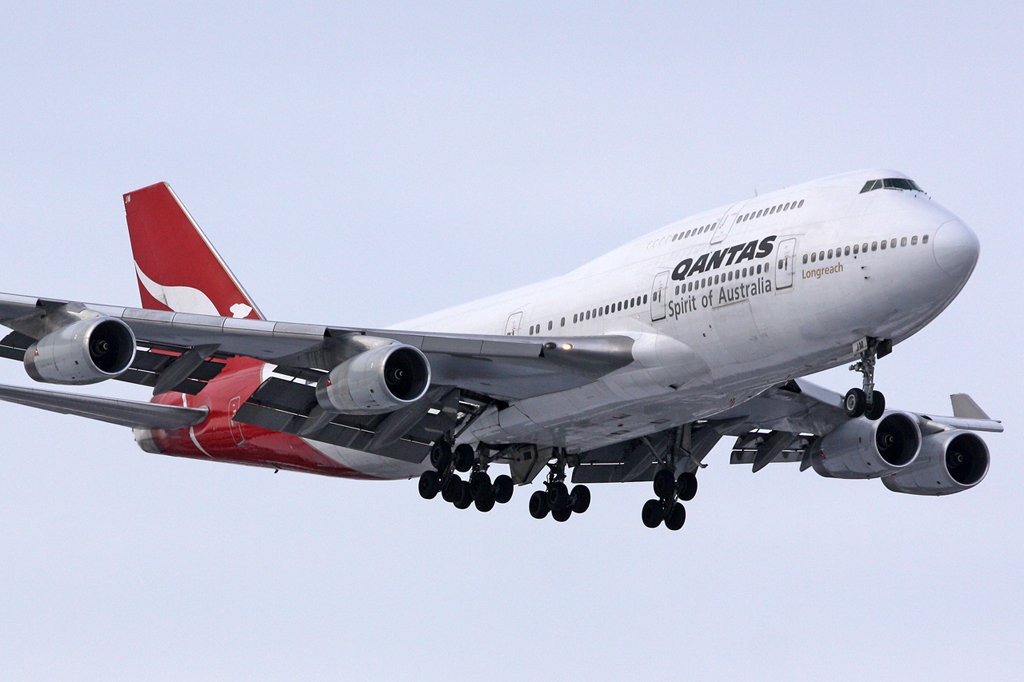 Qantas Boeing 747-438 in London Heathrow am 09,01,10