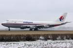 B 747-400 Malaysia Airlines Boeing 747-4H6 9M-MPQ in Amsterdam am 14,02,10