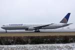 B 767-400 Continental Airlines Boeing 767-424(ER) N66051 in Amsterdam am 14,02,10