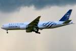 Eine Boeing 777-200 in ...  Norman Kiel 09.08.2010