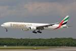 Emirates Boeing 777-31H A6-EMU ...  Daniel Meyer 26.05.2010