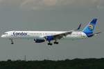 D-ABOF der Condor landet ...  Eric Otten 04.06.2010