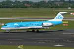 PH-KZU von KLM rollt ...  Eric Otten 04.06.2010