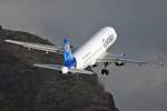 Ein Airbus 320-200 der Condor in Funchal aufgenommen am 04.11.2010. Reg: D-AICG.