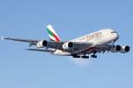 Emirates Airbus A380-861 in London Heathrow am 09,01,10