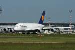 D-AIMA der Lufthansa rollt zum ersten Mal zur 05R @ DUS am 03.06.2010