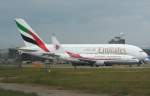 Ein schner Vergleich so ne 737 und ein A380 . Hier in London Heathrow am 21.07.09