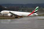 B 777-300/172155/emirates-boeing-777-300-er-beim-takeoff Emirates Boeing 777-300 ER beim Takeoff auf Runway 28 in Zrich. A6-ECI.