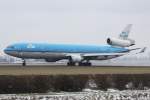 MD-11 KLM MD11 in Amsterdam Start auf Bahn 36L am 14.02.10