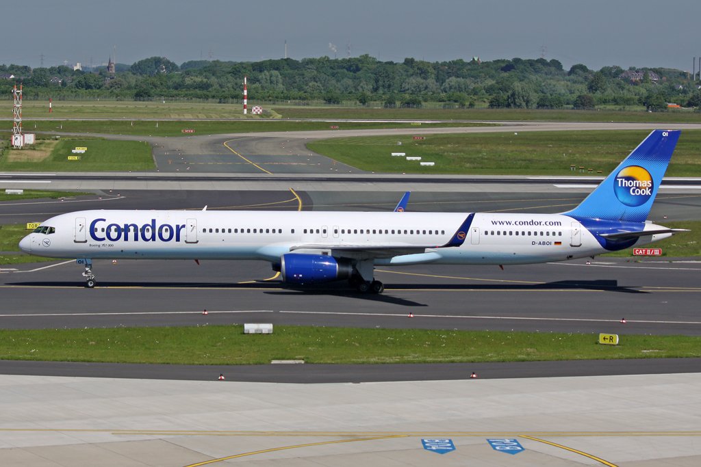 Condor Boeing 757-330 D-ABOI in DUS am 03,06,10