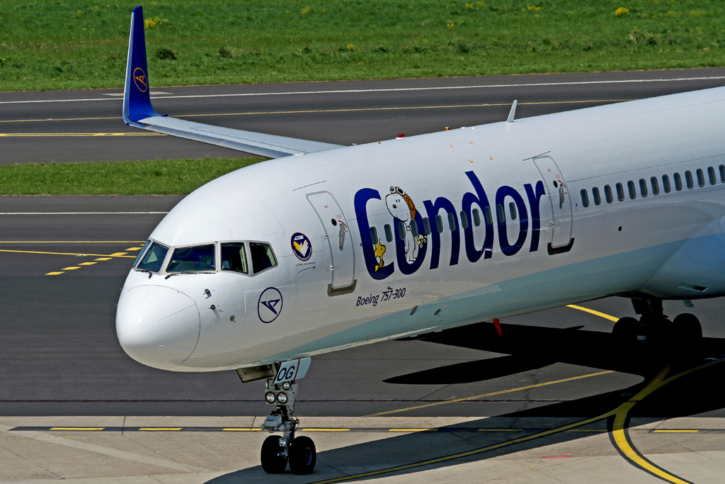 Condor Boeing B 757-300 aufgenommen am 01.05.2011 in Dsseldorf. Reg: D-ABOG.