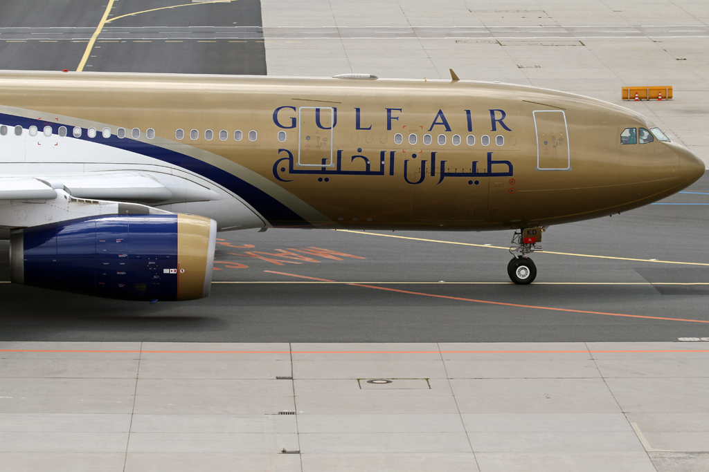 Ein Airbus 330-200 der Gulf Air aufgenommen am 10.07.2011 in Frankfurt. Reg: A4O-KD