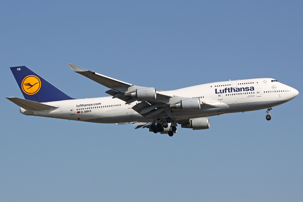 Lufthansa Boeing 747-430 in Frankfurt am 25,04,10