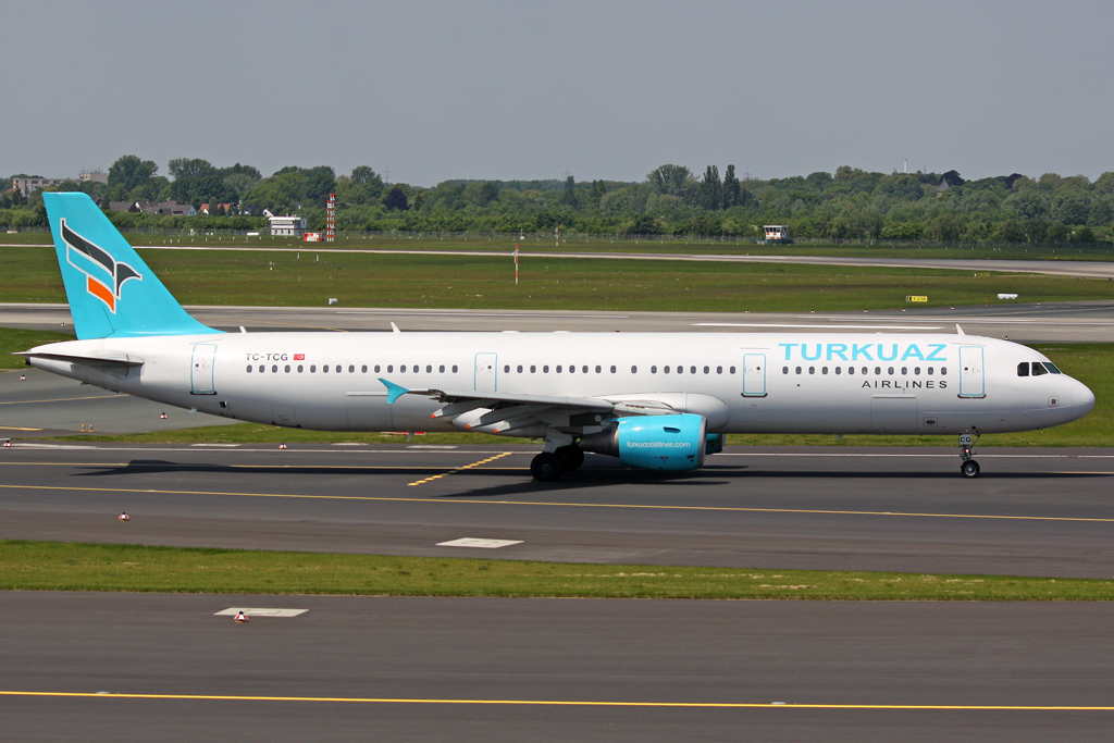 Turkuaz Air Airbus A321-211 TC-TCG am 24,05,10