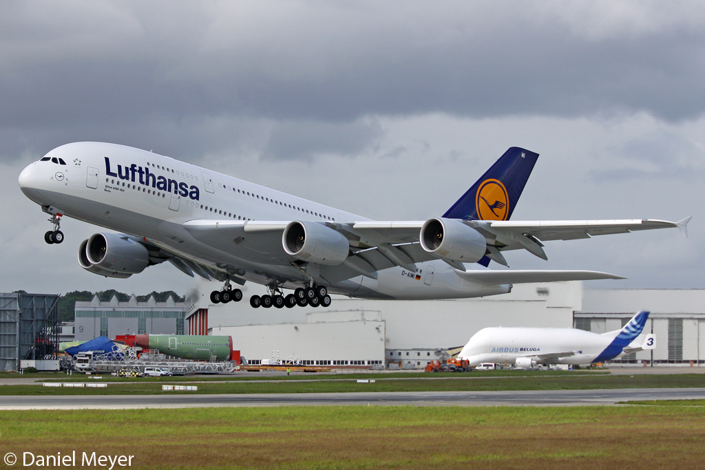 Lufthansa Airbus A380-841 D-AIMI  Berlin  beim Auslieferungsflug  in Hamburg Finkenwerder (XFW / EDHI) am 16.05.2012