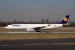 Eine A330-300 der Lufthansa, D-AIKD in Düsseldorf am 08.03.2011.