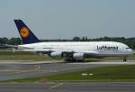 A 380-800/74680/d-aima-der-lufthansa-rollt-zum-ersten D-AIMA der Lufthansa rollt zum ersten Mal nach der Auslieferung die 05R @ DUS runter am 03.06.2010